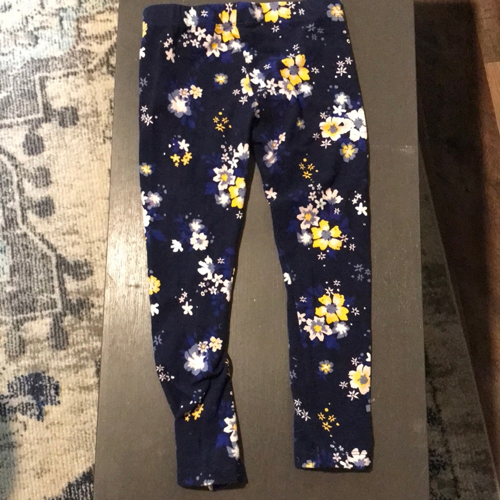 Cat & Jack Leggings.